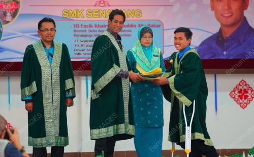 NS03_27092014_KHAIRY_GRADUASI