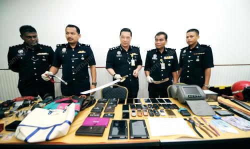 NS03_27122016_POLIS_SAMUN