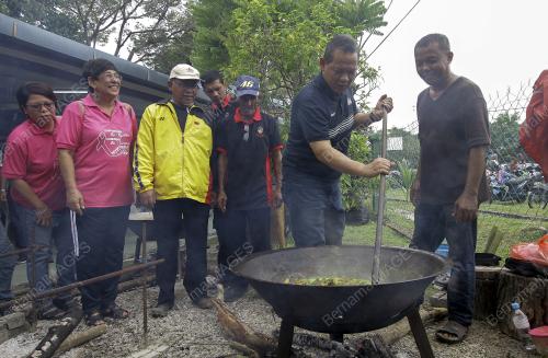 NS03_28042019_GOTONG_ROYONG_BN201904257974