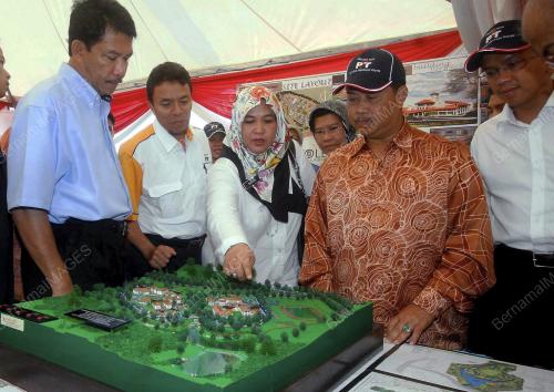 MUHYIDDIN YASSIN