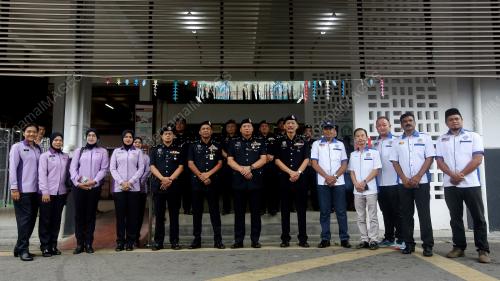 AHMAD DZAFFIR MOHD YUSSOF