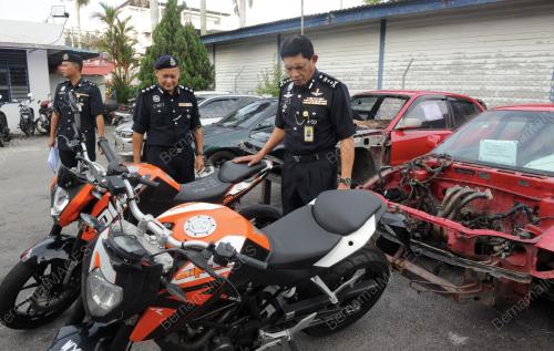NS03_29042015_POLIS_CURI