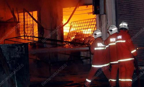 KILANG TERBAKAR