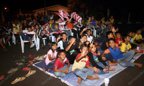 BOLASEPAK PIALA AFF
