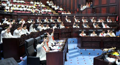 NS03_30092013_SIDANG_DEWAN