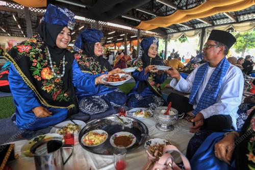 OLEK GODANG SENI BUDAYA
