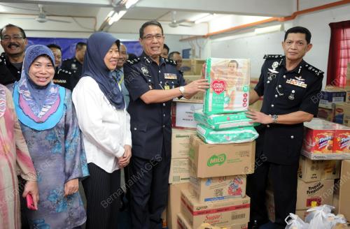 NS03_31122014_POLIS_SUMBANGAN