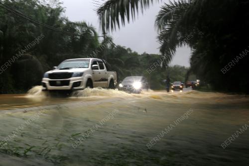 BENCANA BANJIR DI GEMAS