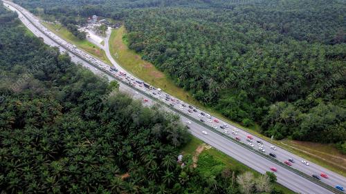 LEBUHRAYA UTARA SELATAN (PLUS)