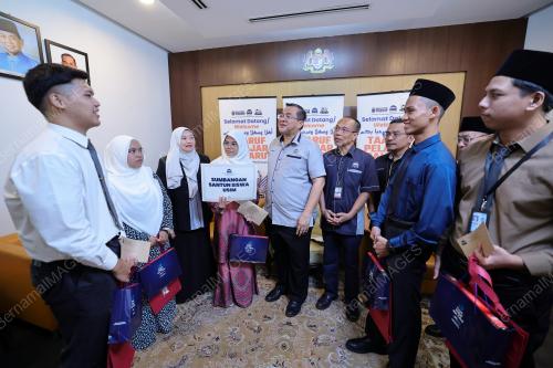 PROF DATUK DR SHARIFUDIN MD SHAARANI