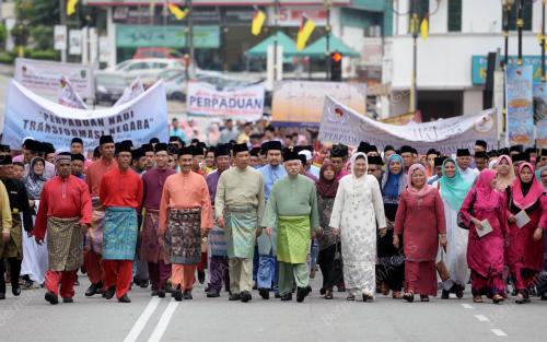 NS04_03012015_MAULIDUR_RASUL