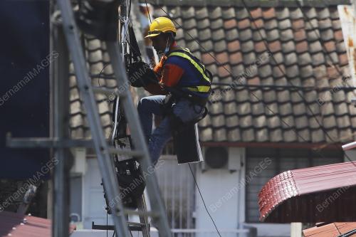 AKTIVITI PEKERJAAN SEMASA CUACA PANAS DI NEGERI SEMBILAN