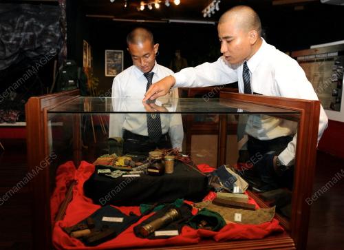 NS04_03092012_FORUM_MERDEKA