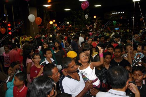 NS04_04022011_RUMAH_TERBUKA