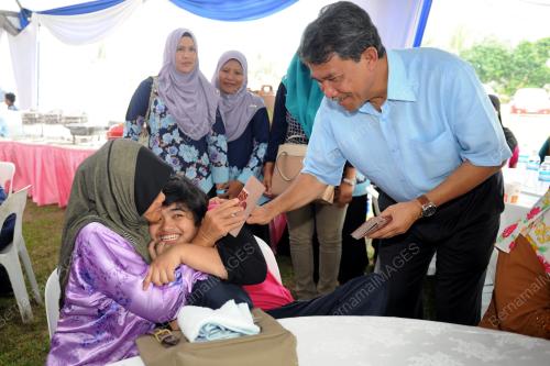 NS04_04032017_MOHAMAD_RAKYAT