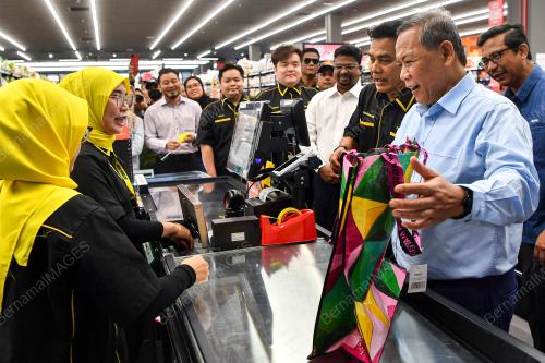 DATUK SERI AMINUDDIN HARUN
