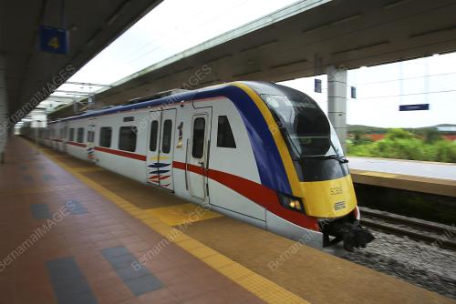 TINJAUAN DI STESEN KERETAPI TANAH MELAYU BERHAD (KTMB) GEMAS