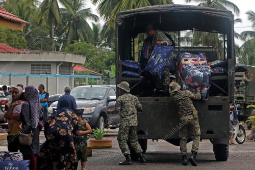 BANTUAN BENCANA MANGSA BANJIR