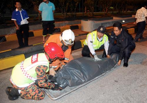 NS04_06082015_KEMALANGAN_MAUT