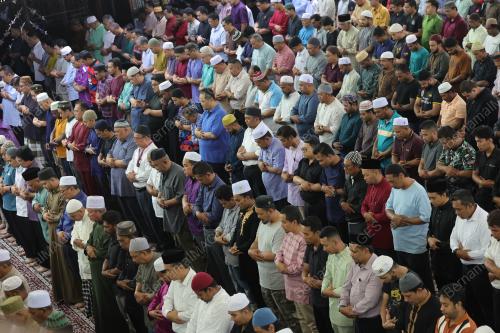 SOLAT JUMAAT PERTAMA BULAN RAMADAN