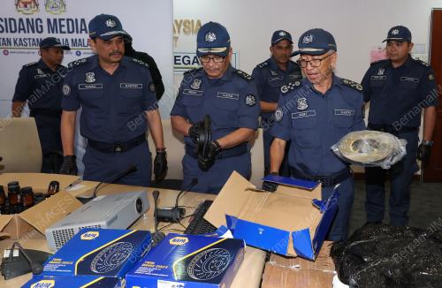 DATUK ZAZULI JOHAN
