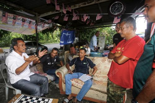 DATUK MOHD ISAM MOHD ISA
