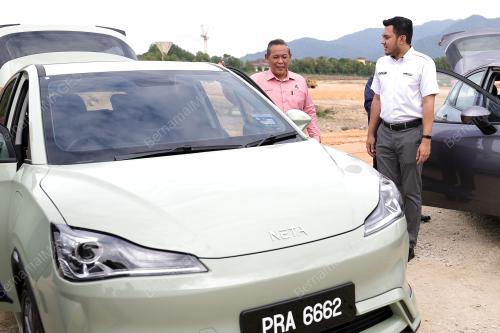 DATUK SERI AMINUDDIN HARUN
