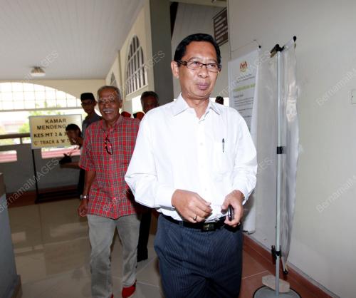 NS04_14032013_ADUN_BEBAS