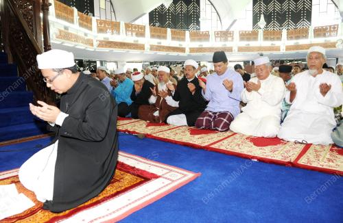NS04_14032014_SOLAT_HAJAT
