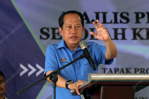 DATUK SERI AHMAD MASLAN