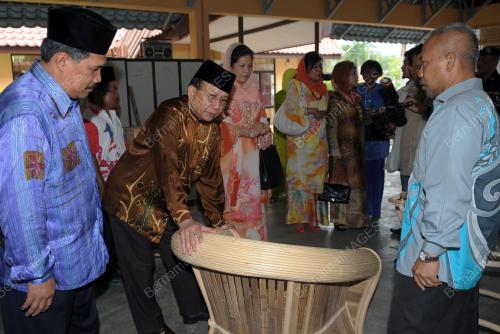 DATUK SERI DR RAIS YATIM