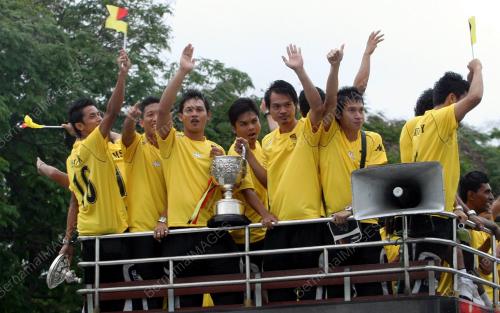 PERARAKAN PIALA MALAYSIA