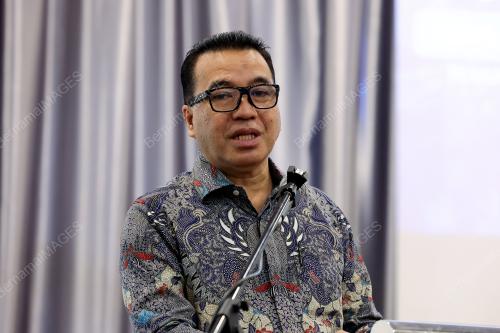ROSLAN MAT NONG