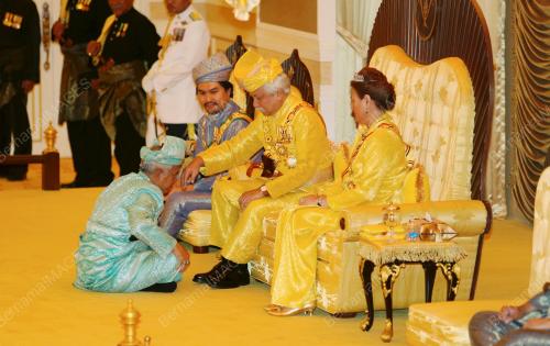 NS04_15122016_UNDANG_JOHOL