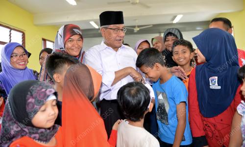 NS04_16012015_HASAN_SEKOLAH