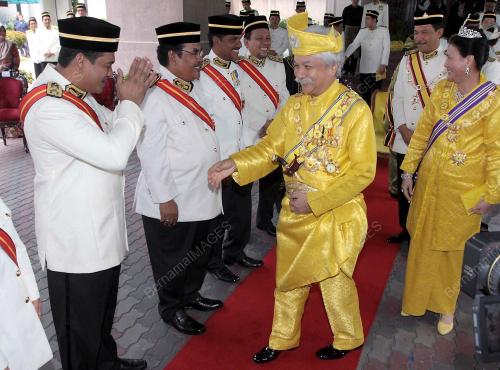 TUANKU MUHRIZ IBIN TUANKU MUNAWIR