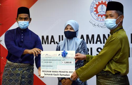 BEDAH MAMAT