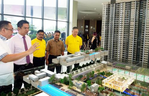 NS04_17072018_TEO_RUMAH