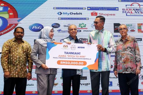 DATUK ROSOL WAHID