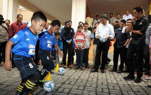 NS04_18092015_KHAIRY_MyTID