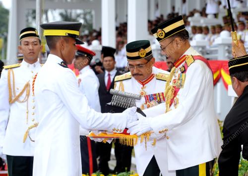 NS04_19012013_AGONG_TENTERA