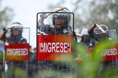 PERBARISAN TAMAT LATIHAN PEGAWAI IMIGRESEN