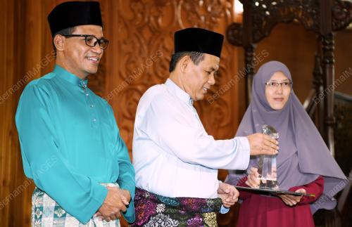 NS04_19112018_MAULIDUR_RASUL