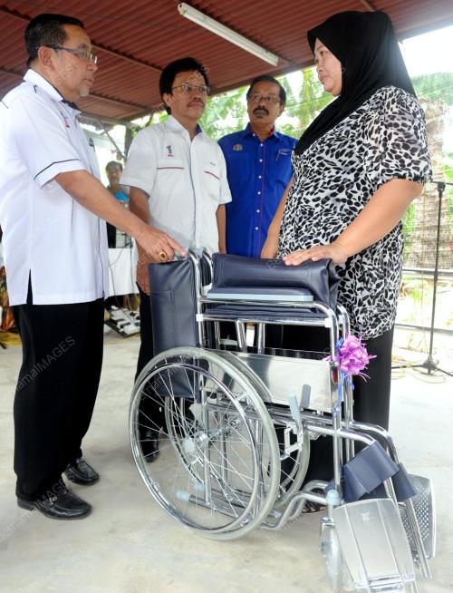 NS04_20032012_SHAFIE_LAWAT
