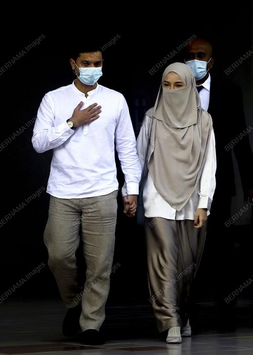 NS04_20052021_SELEBRITI_MAHKAMAH
