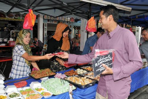 NS04_20072013_ZIARAH_RAMADAN