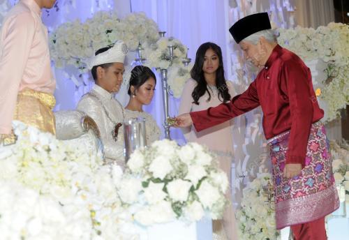 NS04_20092014_TUANKU_MUHRIZ