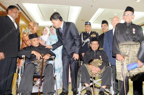NS04_21052015_MOHAMAD_PINGAT
