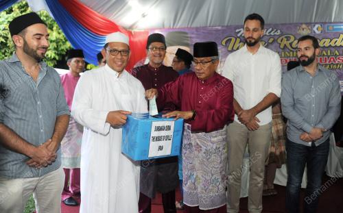NS04_21062015_HASAN_SUMBANGAN