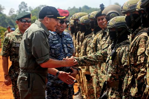 DATUK SERI HISHAMMUDDIN TUN HUSSEIN